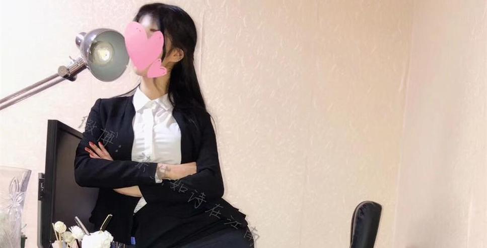 感受染黛如诗miss会员图的cos之美。