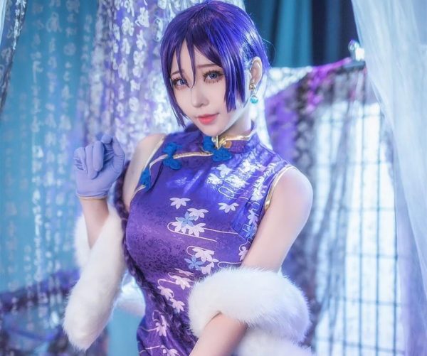 菌烨tako身高个子娇小，但她的cosplay作品绝对细节毫不马虎